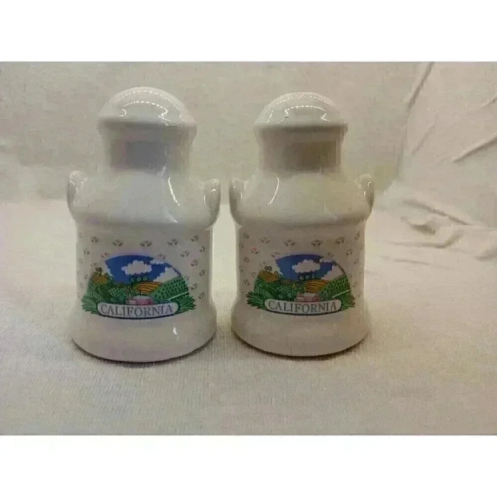 California L.A. souvenir salt and pepper shakers Vintage Collectable Home Decor